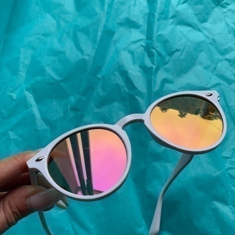 Bride sunglasses white frames Bride gold logo on each side black mirror lenses - Picture 6 of 9